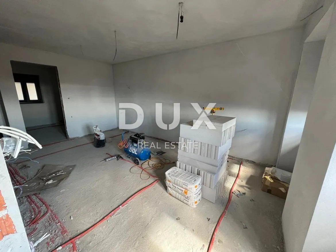 kostrena- dvojna kuća, 5 apartmana, pogled!!! - slika 23