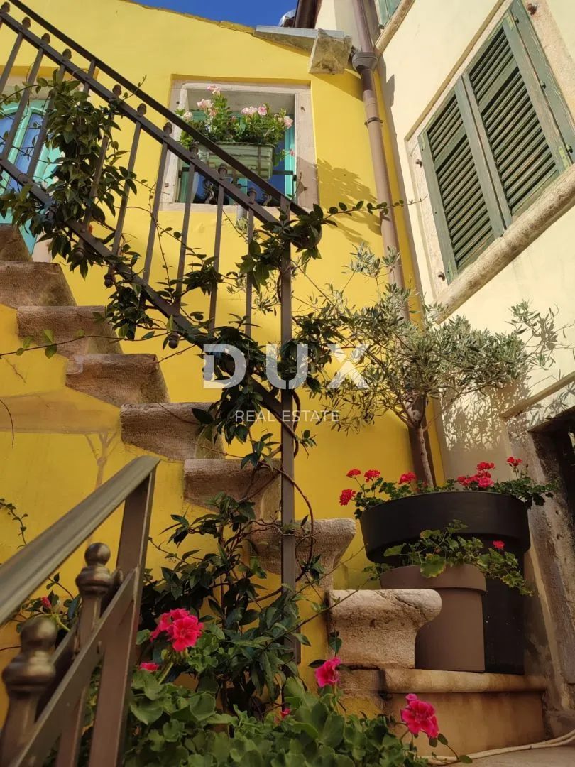 istra, rovinj - unikatna kuća drugi red do mora! - slika 2