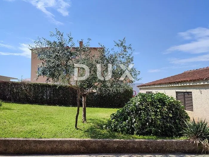 istra, pula - obiteljska kuća na mirnoj lokaciji! - slika 9