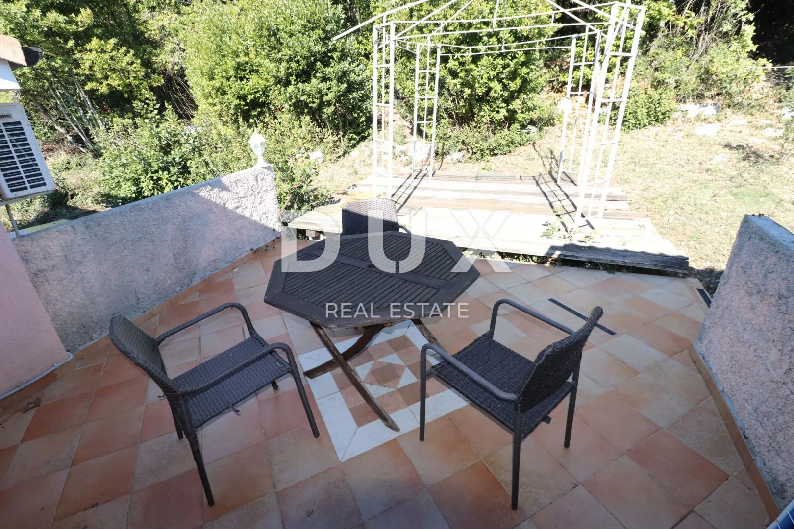 ičići - kuća sa 7 apartmana u blizini mora - slika 9