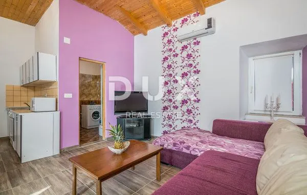otok krk, šilo (okolica) - dvije kamene kuće sa bazenom - slika 16