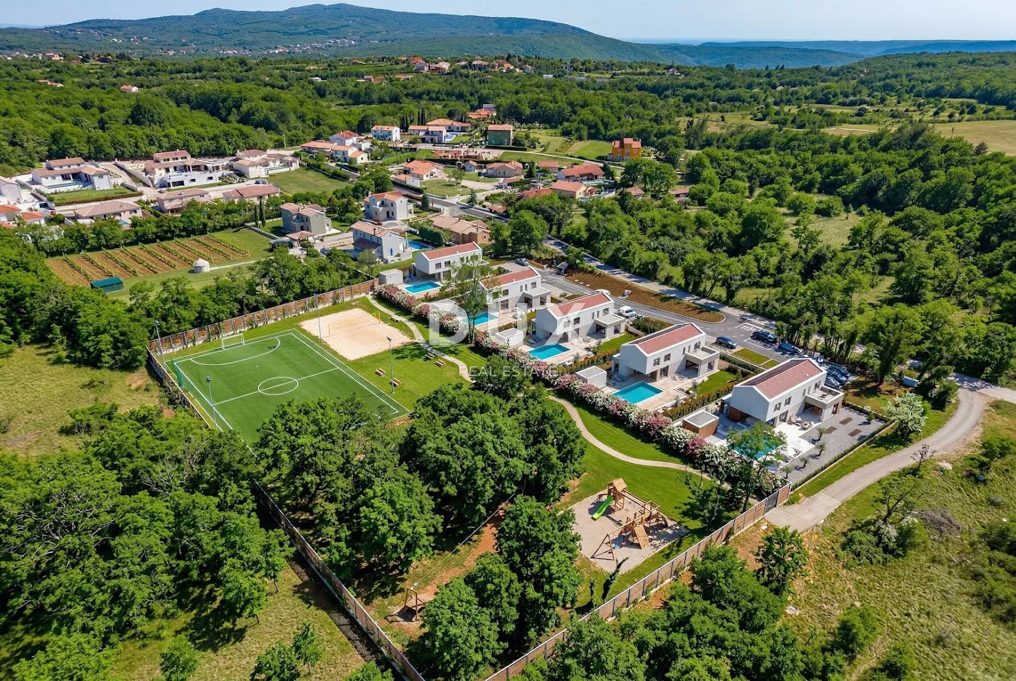 istra, labin - kuća s bazenom na prostranoj okućnici - slika 46