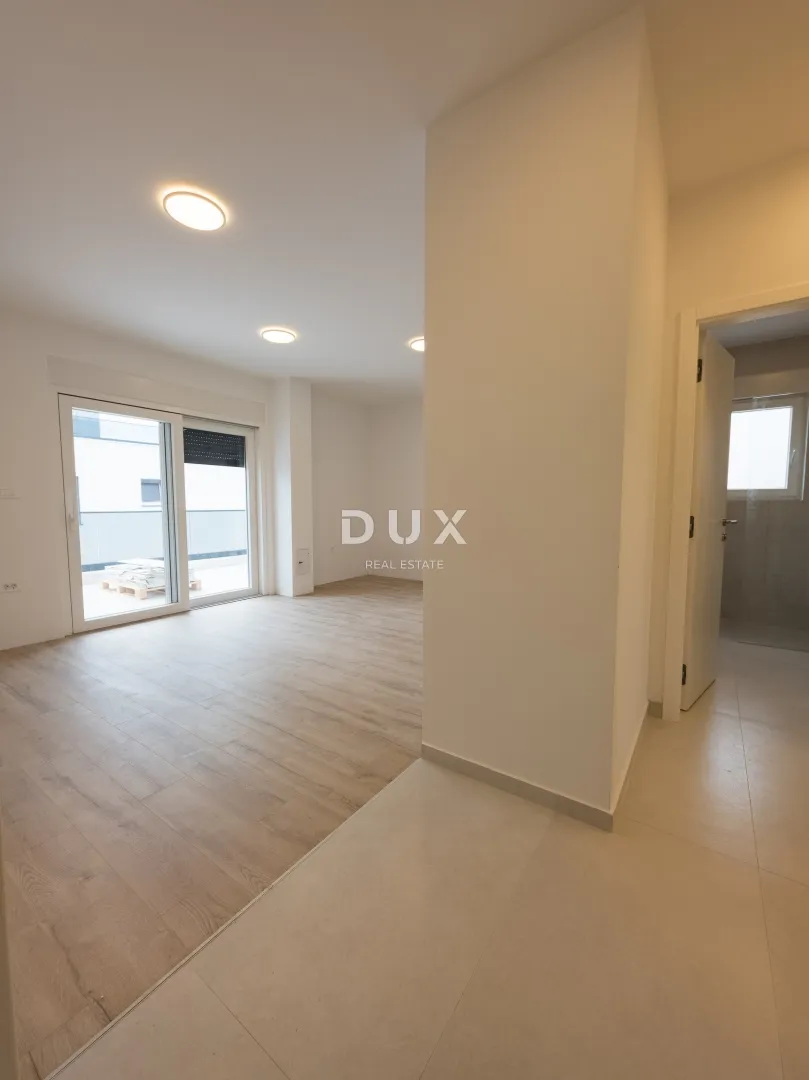 vodice, stablinac, penthouse s krovnom terasom, 112 m² - slika 6