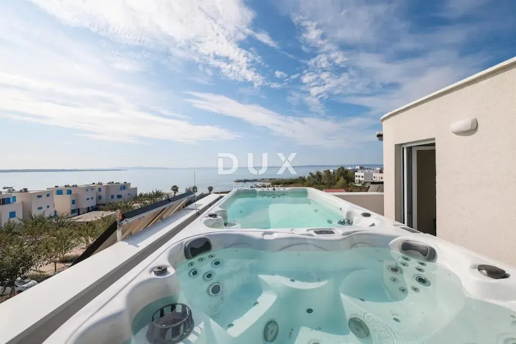 zadar, privlaka - villa, more, bazen, rooftoop jacuzzi,top lokacija -prilika! - slika 32