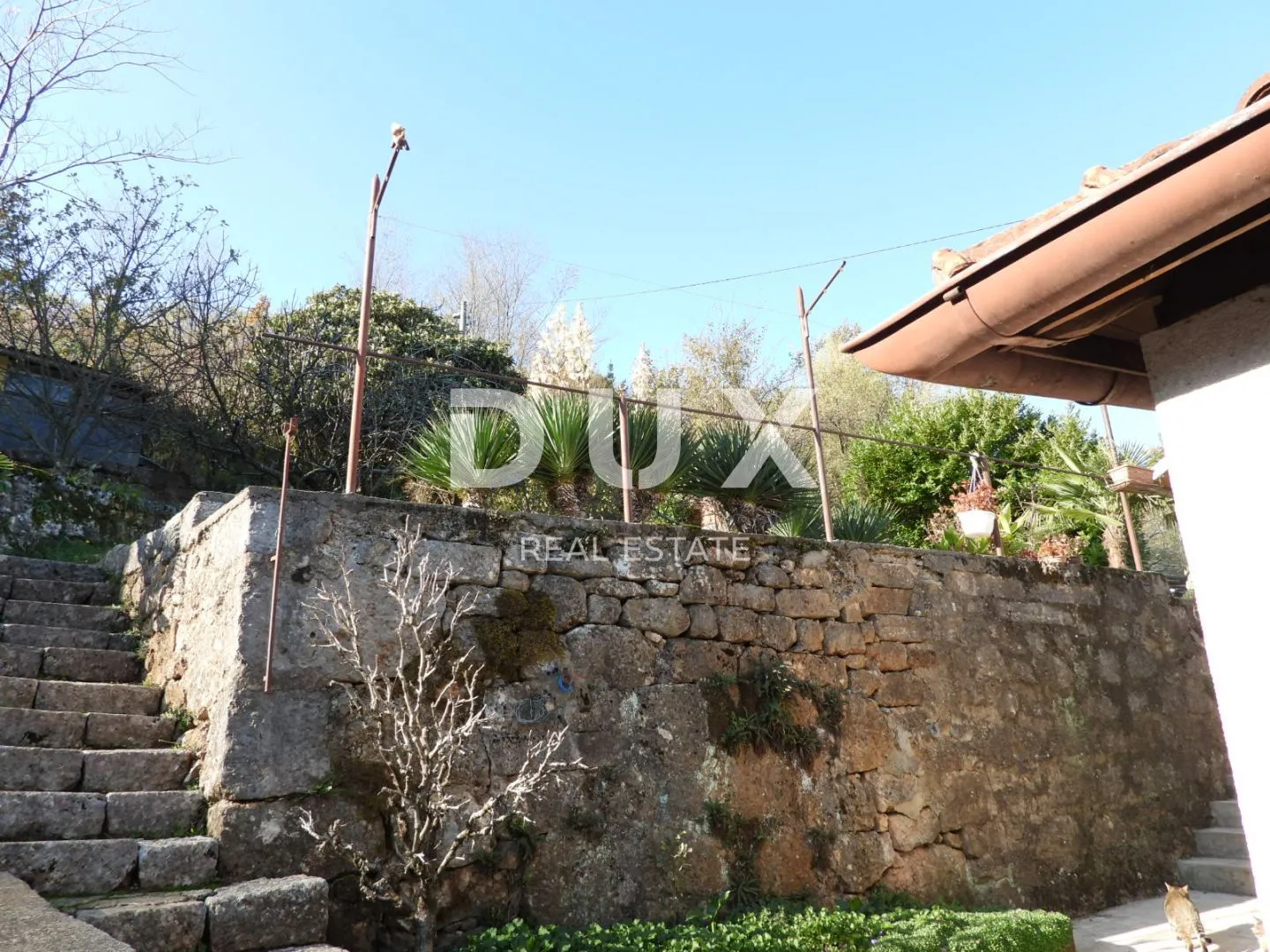 opatija, lovran, liganj - građevinsko zemljište 4500m2 s panoramskim pogledom na more za stambenu zgradu–stanove/apartmane/ obiteljsku kuću /villu/ kuću za iznajmljivanje - odmor s bazenom + kuća 120m2 - slika 24