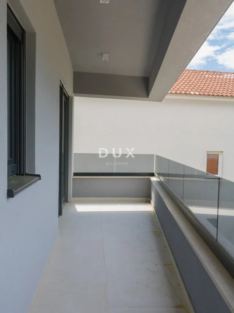 šibenik, žaborić, kuća u nizu, 123 m² - slika 14