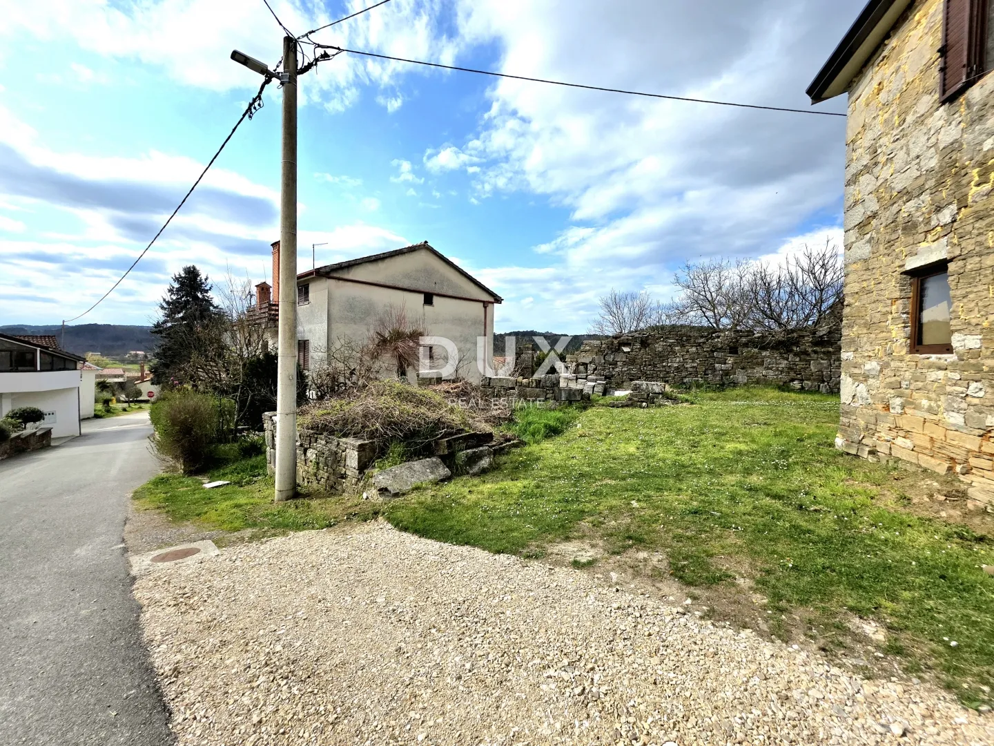 istra, pazin, obiteljska kuća, 250 m2, za obnovu - slika 59