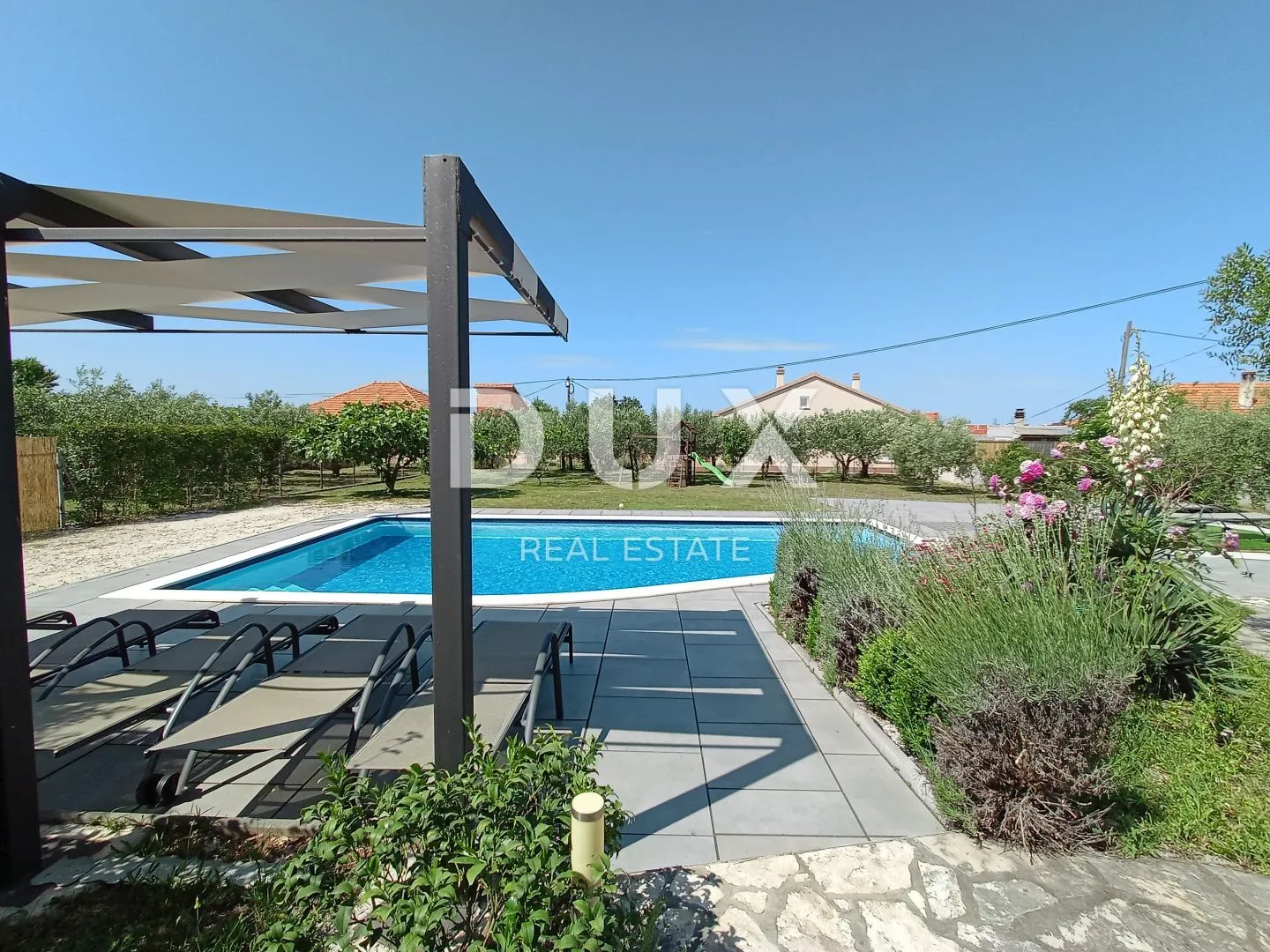 zadar, debeljak - prekrasna vila s bazenom - slika 7