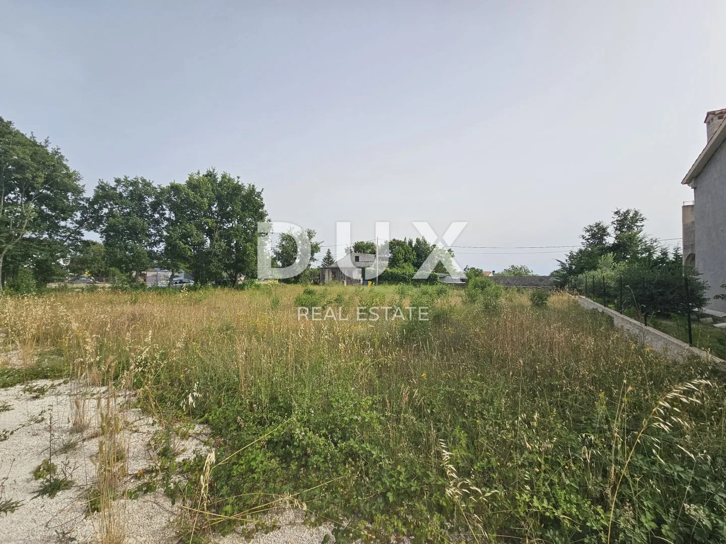 istra, vodnjan - gređevinsko zemljište nadomak grada - slika 4