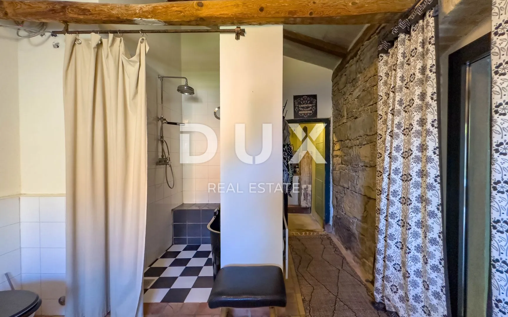 istra, lupoglav, kuća, 646 m2, 8 kuća na imanju 22.000 m2 - slika 19