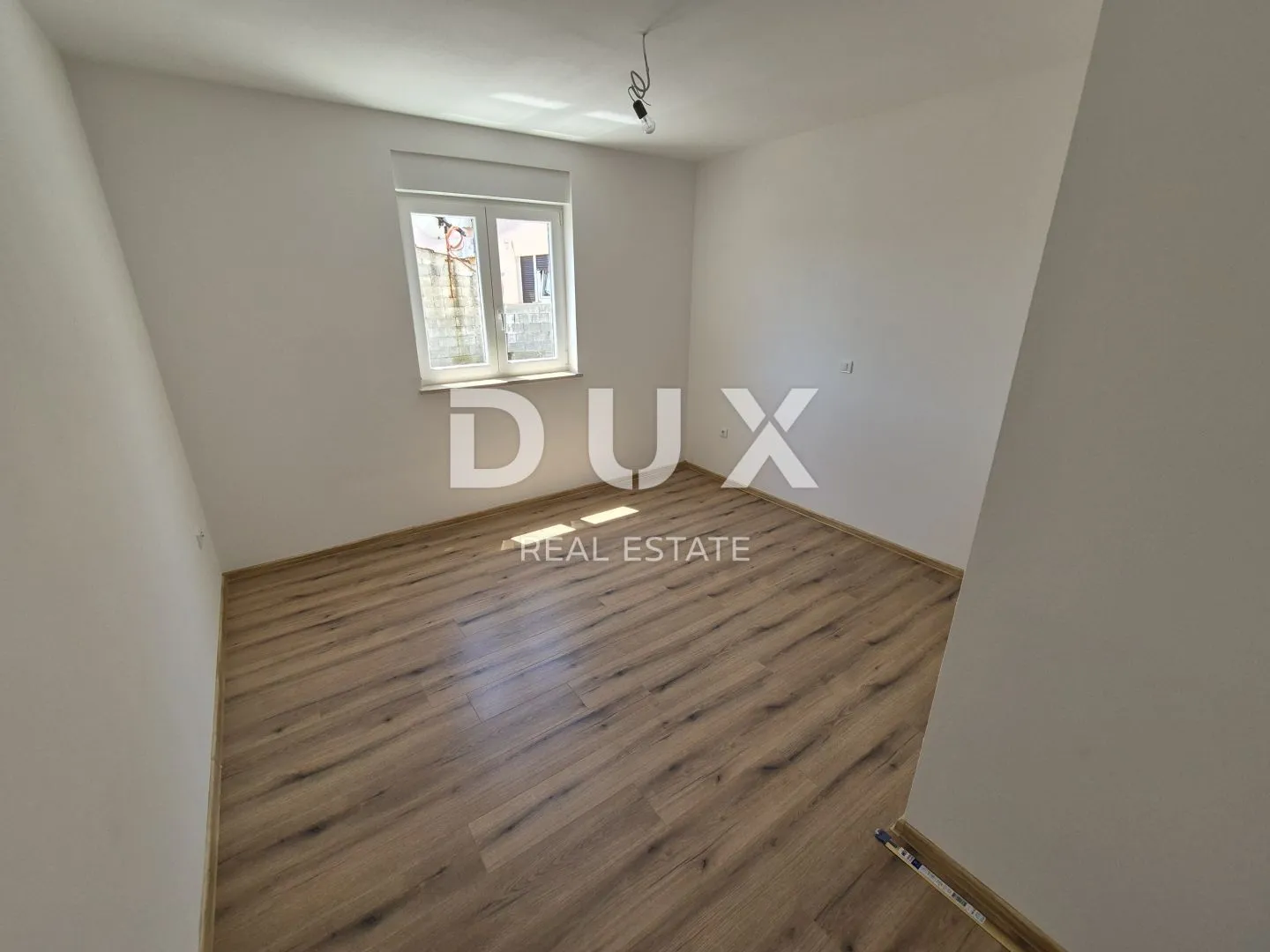 istra, pula- stan u prizemlju + vrt od 205 m2! - slika 14