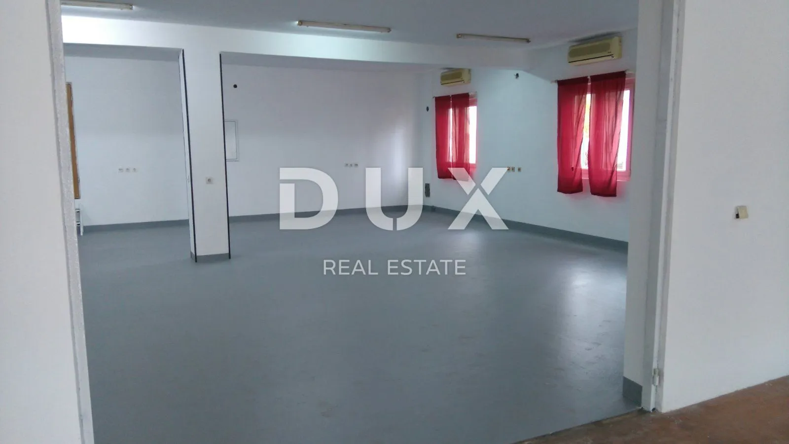 istra, pula - velika obiteljska kuća s 2 apartmana, konobom i garažom - slika 41