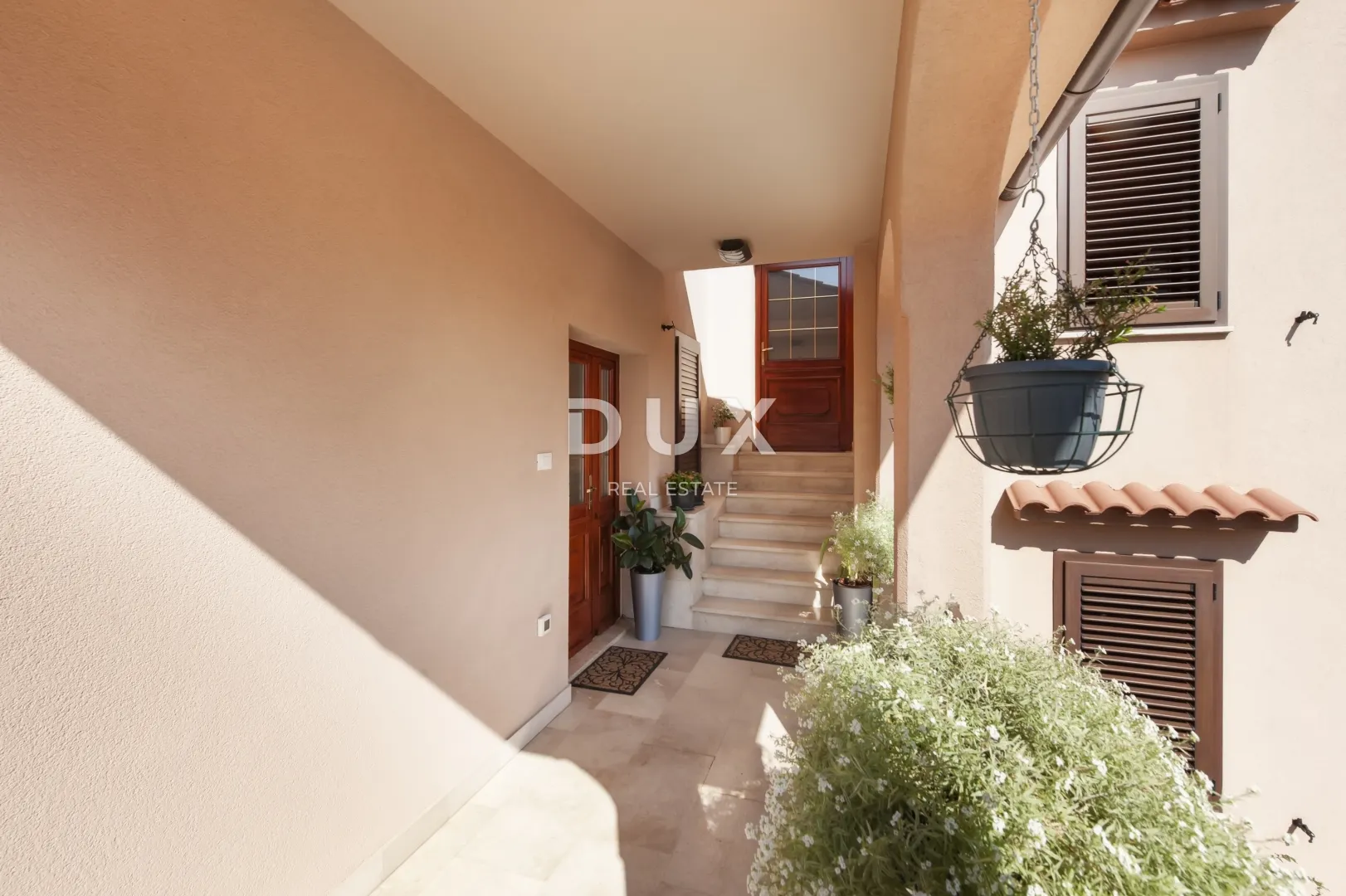 istra, rovinj, dvojna obiteljska kuća, 375 m2, s 4 stana - slika 5
