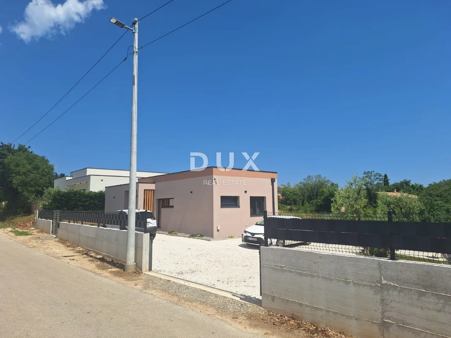 istra, svetvinčenat - prizemnica s bazenom - slika 18