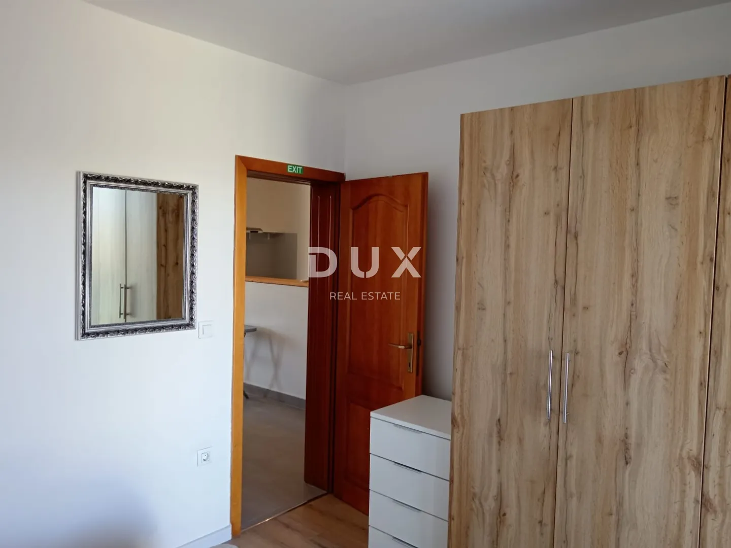 istra,valtura - apartmanska kuća - slika 17