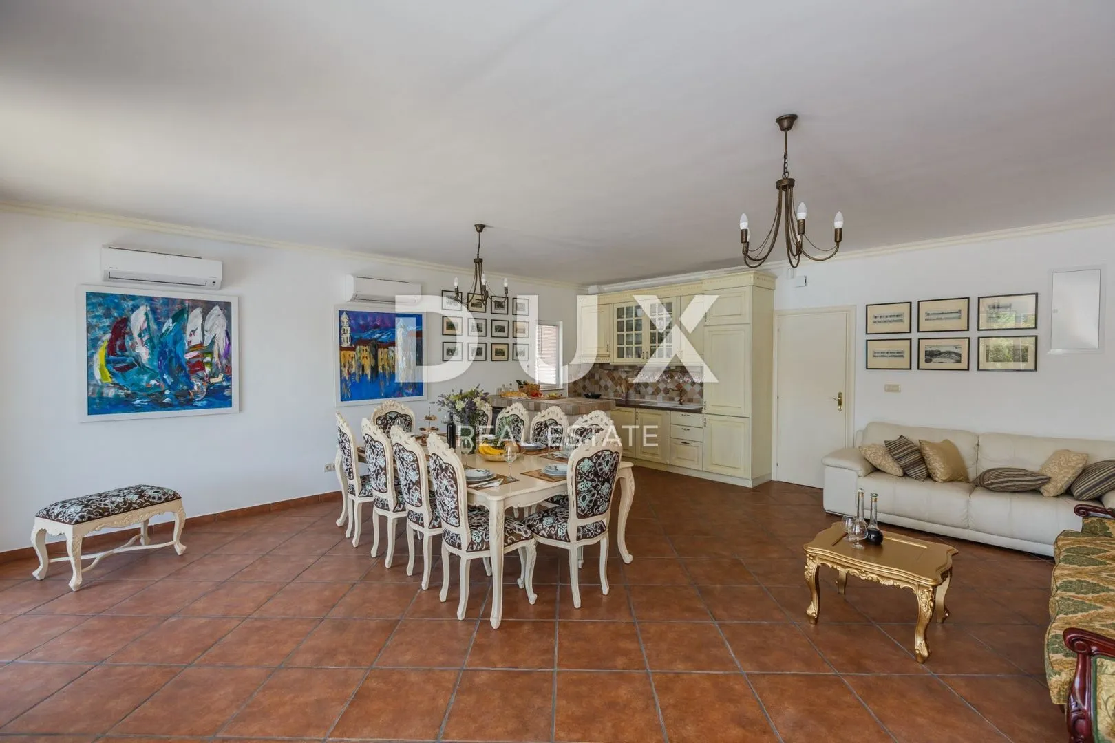 trogir, marina - prekrasna luksuzna vila pokraj mora - slika 17