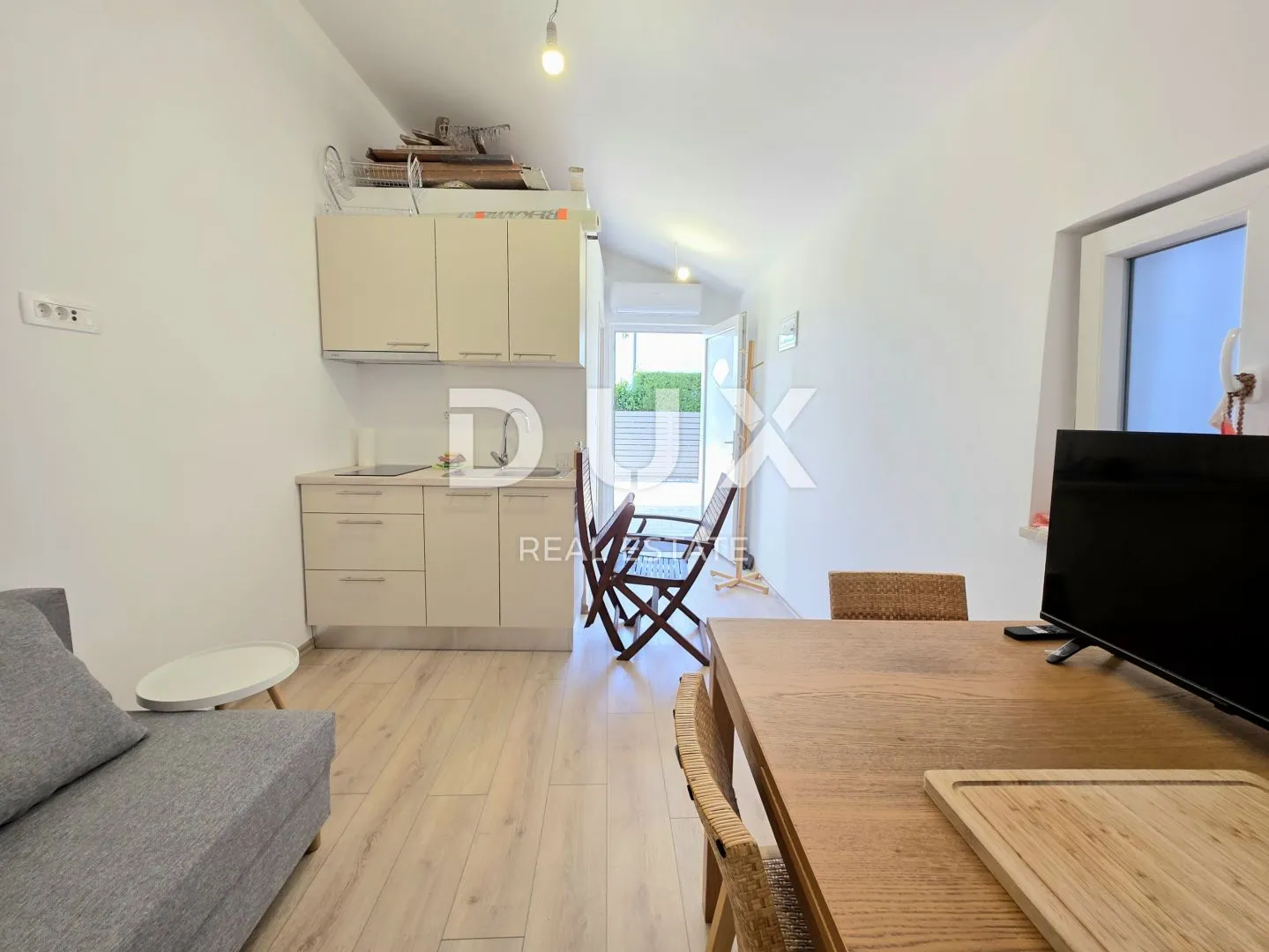 istra, šišan - apartmanska kuća s dvije stambene jedinice i pomočnim objektom - slika 75