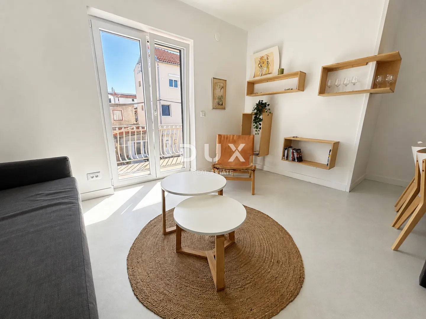 dalmacija, vodice – privatni mini resort s 4 apartmana i bazenom, 300 m od centra - slika 56