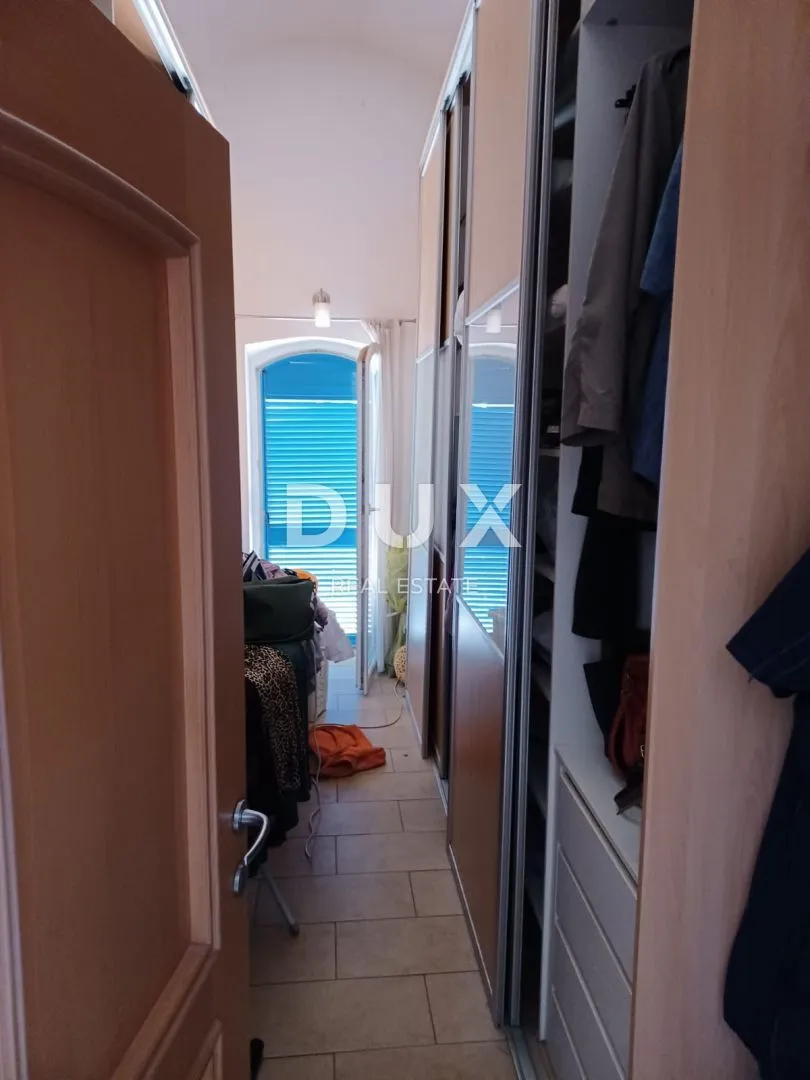 istra, pula - kuća s velikom okućnicom - slika 19