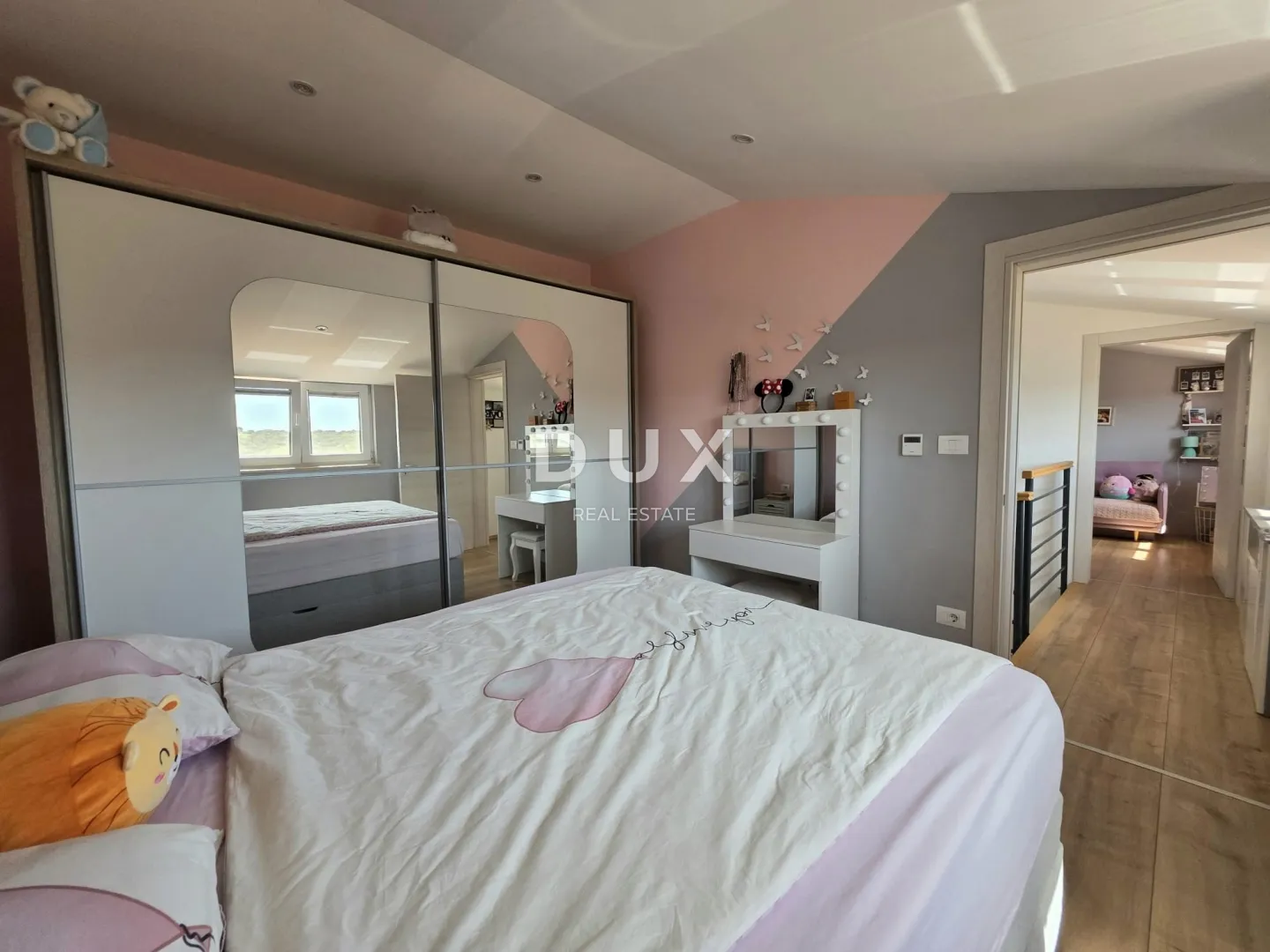 pula, nova veruda, kuća, 290 m2, 3 stambene jedinice - slika 43