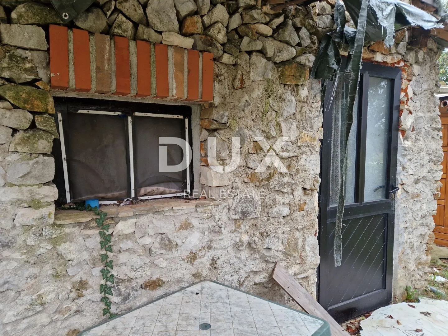 istra, rovinj - prostrano zemljište s dva objekta - slika 5