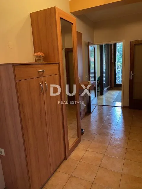 opatija,centar - samostojeća kuća, 350 m2, pogled, okućnica, bazen!!! - slika 12