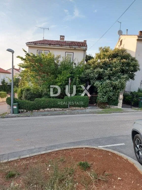 ISTRA, POREČ - Prizemna etaža kuće za adaptaciju 1km od mora