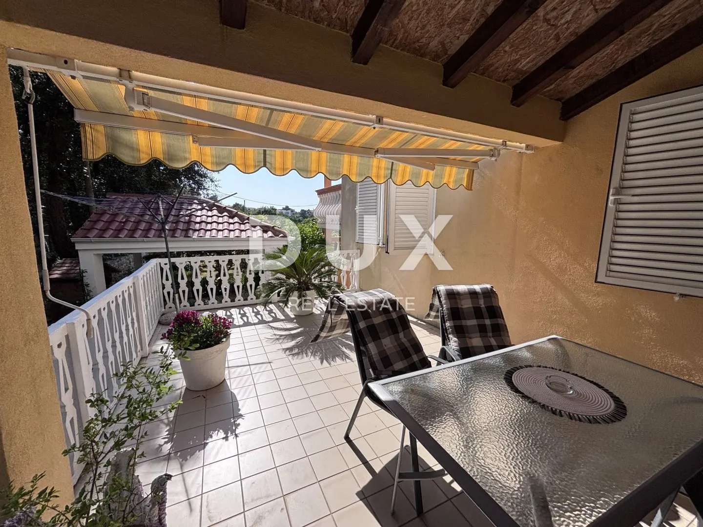 zadar, zaton - apartmanska vila pokraj mora - slika 6