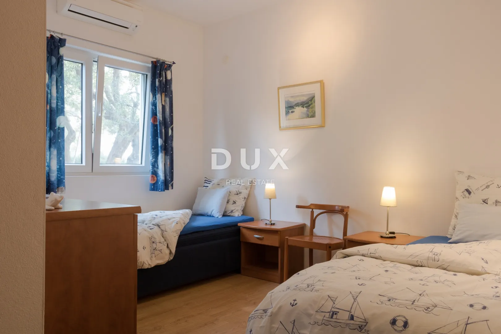 vodice, obrove, vila, 291,76 m2, tri etaže, dvorište - slika 39