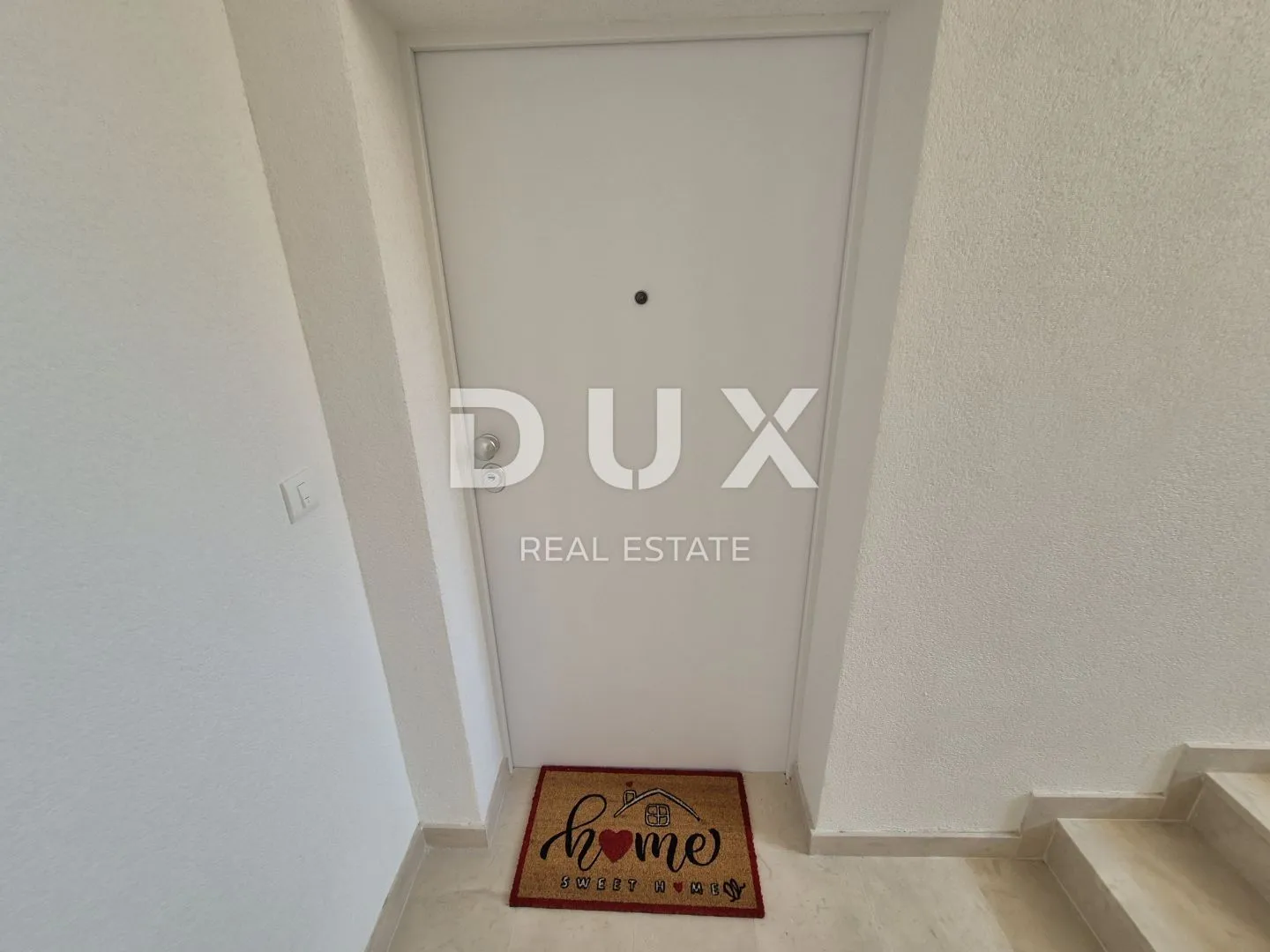 istra, pula- stan u prizemlju + vrt od 205 m2! - slika 5