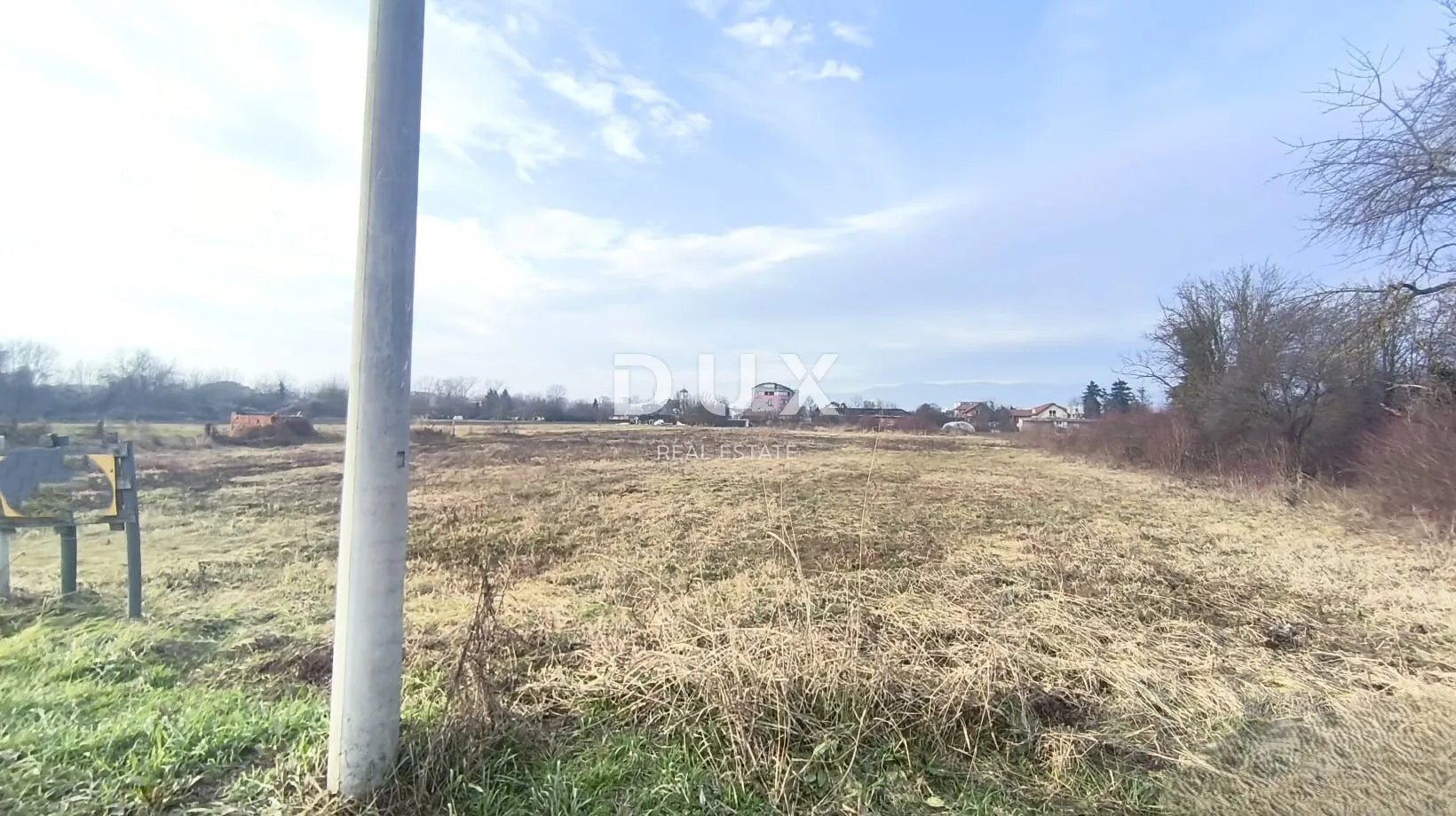 zagreb, borovje poljoprivredno zemljište uz samu cestu! - slika 5