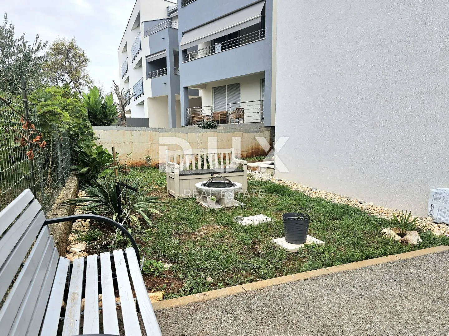 istra, nova veruda - 2ss+db moderan stan s privatnim dvorištem i parkingom - slika 28