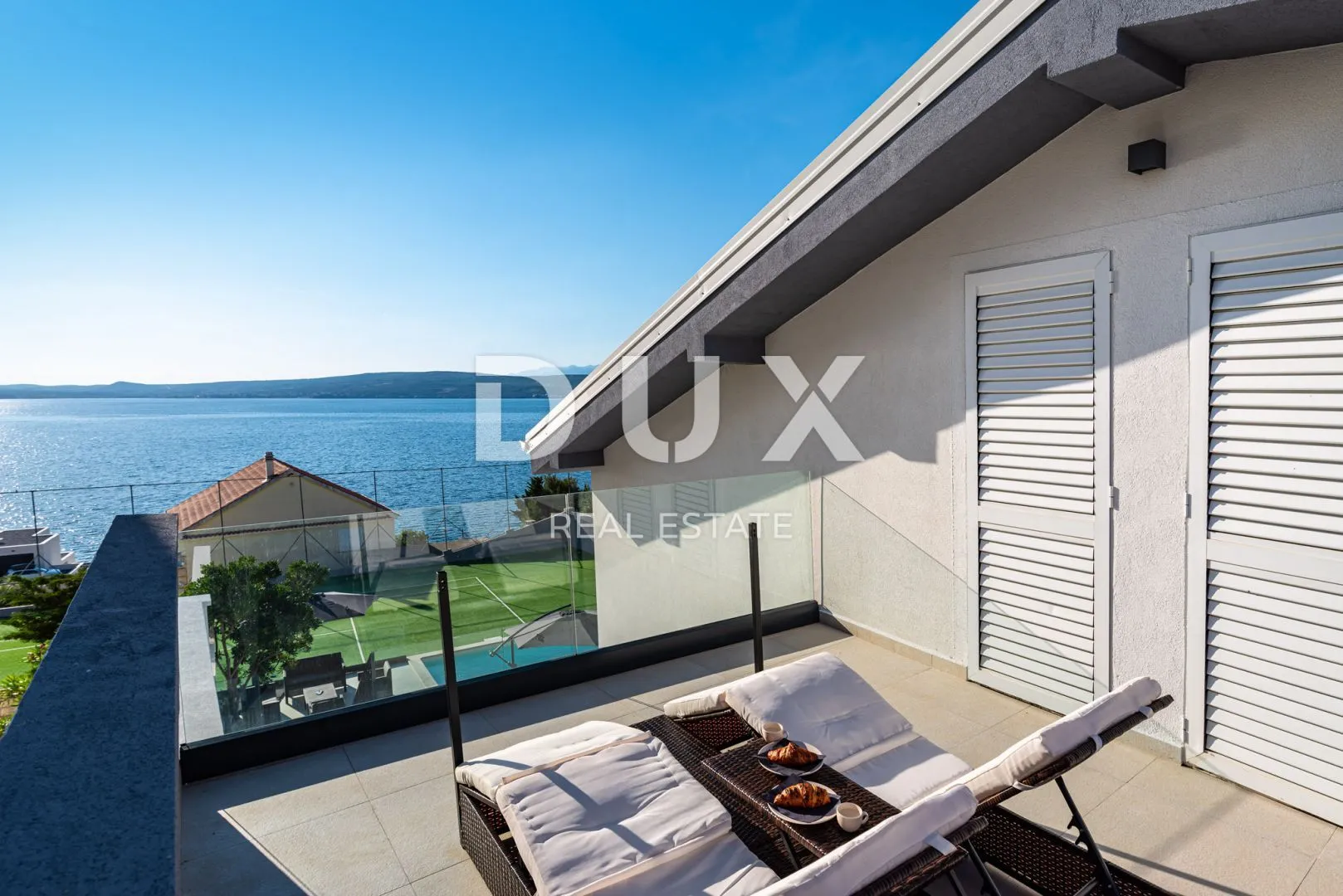 zadar, novigrad - prekrasna vila s bazenom u blizini mora - slika 31