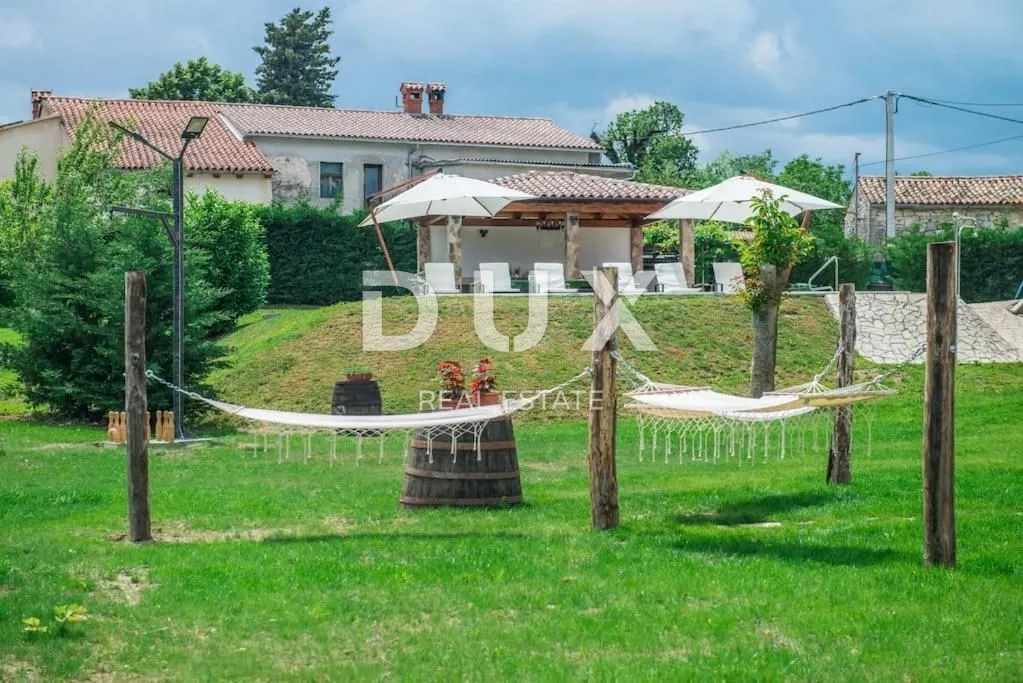 istra, pićan - romantično imanje s tri vile - slika 11