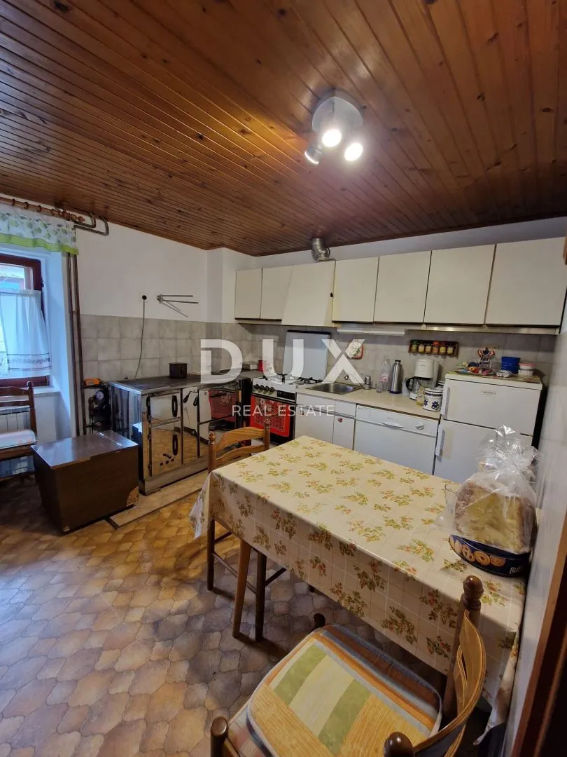 istra, buzet - kuća u nizu s garažom i spremištem - slika 11