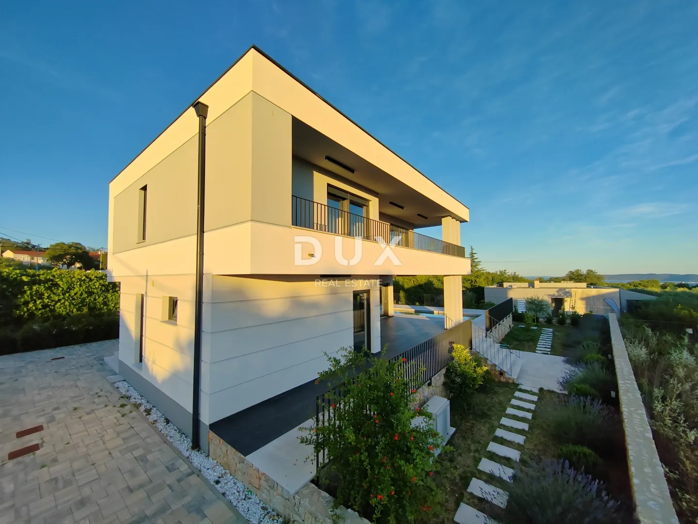 otok krk - ekskluzivna vila s panoramskim pogledom - slika 9
