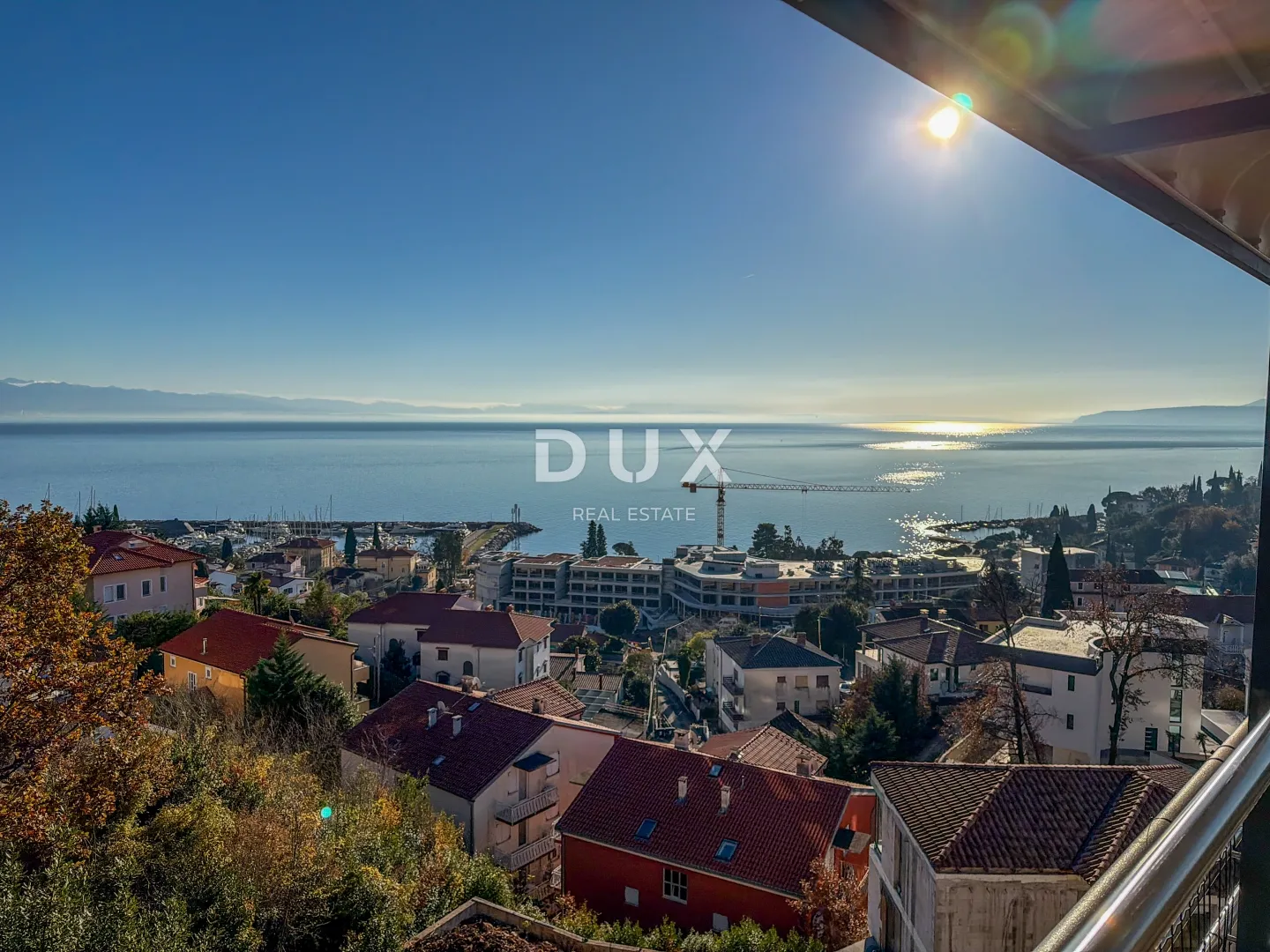 OPATIJA, IČIĆI - penthouse u predivnoj vili iznad Mariott resorta, garaža, 300m od plaže - Ičići, Opatija