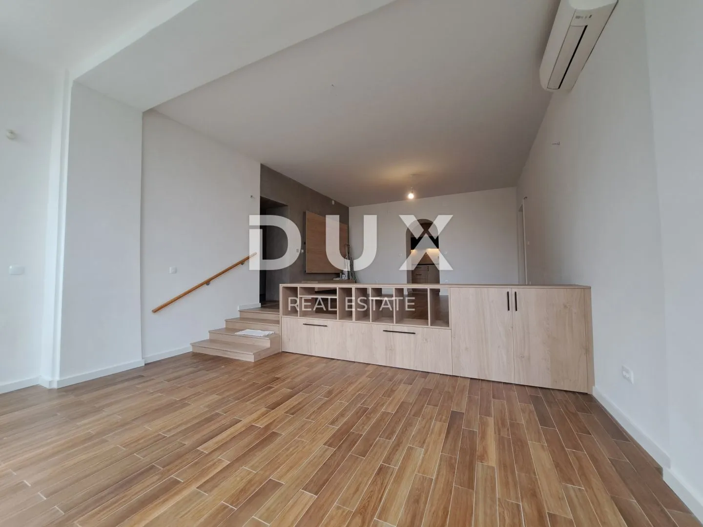 opatija, centar - stan u centru od 108 m2, drugi red do mora s garažom - slika 2