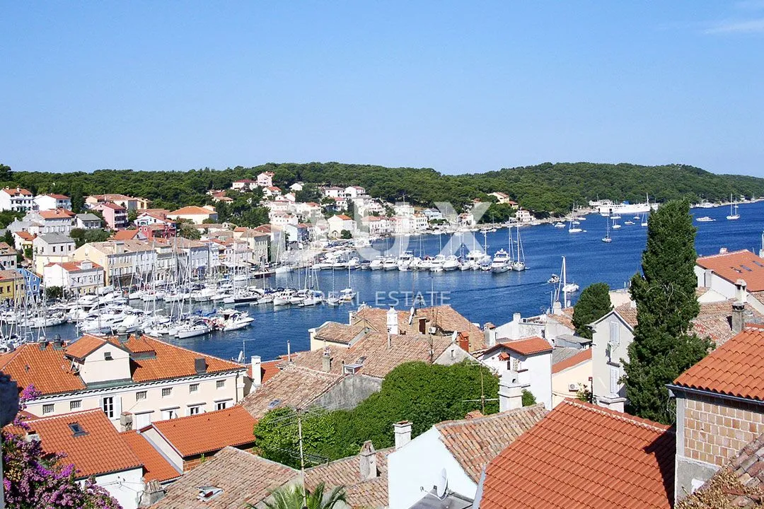 mali lošinj - autentična kamena kuća u srcu grada - savršena investicija - slika 8