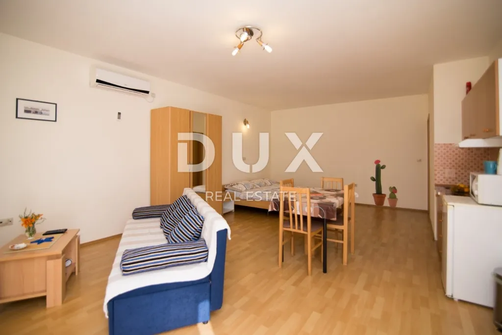 biograd na moru - ekskluzivna prilika – kuća s 4 apartmana i prostranim stanom – centar! - slika 6