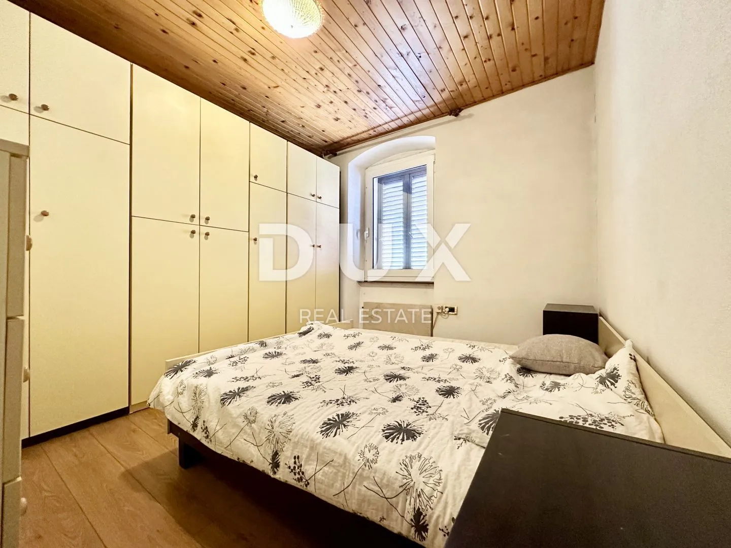 istra, umag - etaža u centru grada, 1. kat, 100 m2 - slika 11