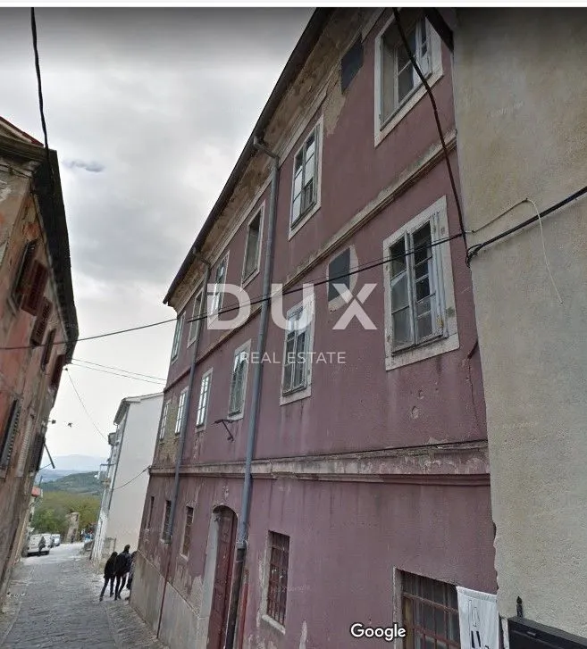 ISTRA, MOTOVUN - Kuća za adaptaciju u starogradskoj jezgri