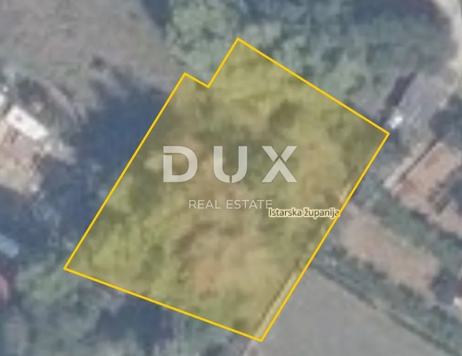 ISTRA, ŠTINJAN - Građevinsko zemljište 1930 m2 u blizini mora - Štinjan, Pula