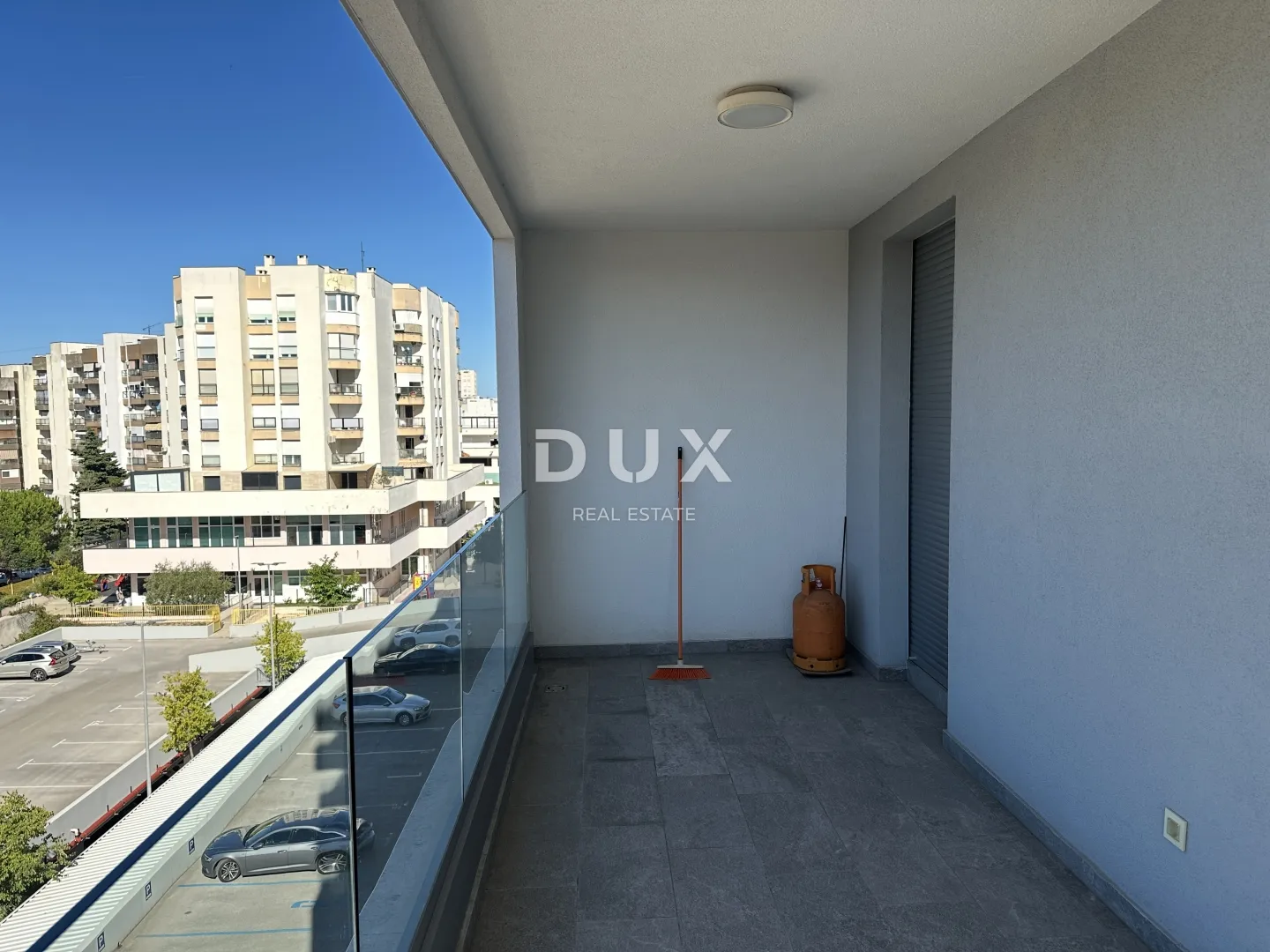 zadar, relja – ekskluzivan stan s dva garažna mjesta, top lokacija! - slika 28