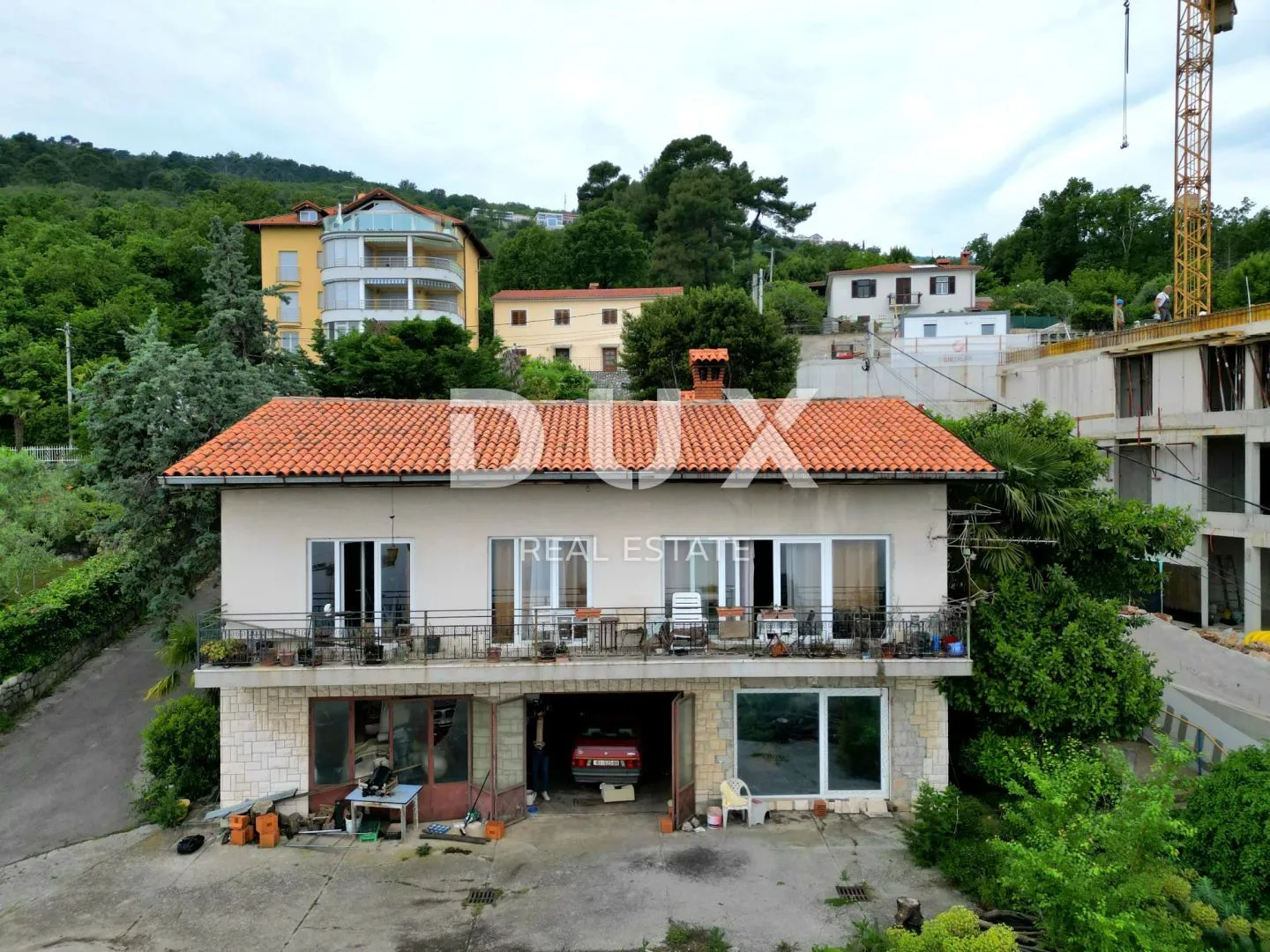 opatija, centar- samostojeća kuća 250m2 s panoramskim pogledom na more + okoliš 740m2 - slika 33