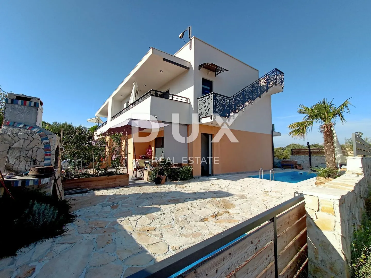 zadar, drage - prekrasna apartmanska vila s bazenom - slika 7
