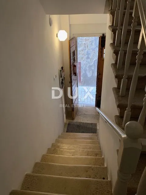 istra rovinj apartmanska kuća u starom gradu - slika 6