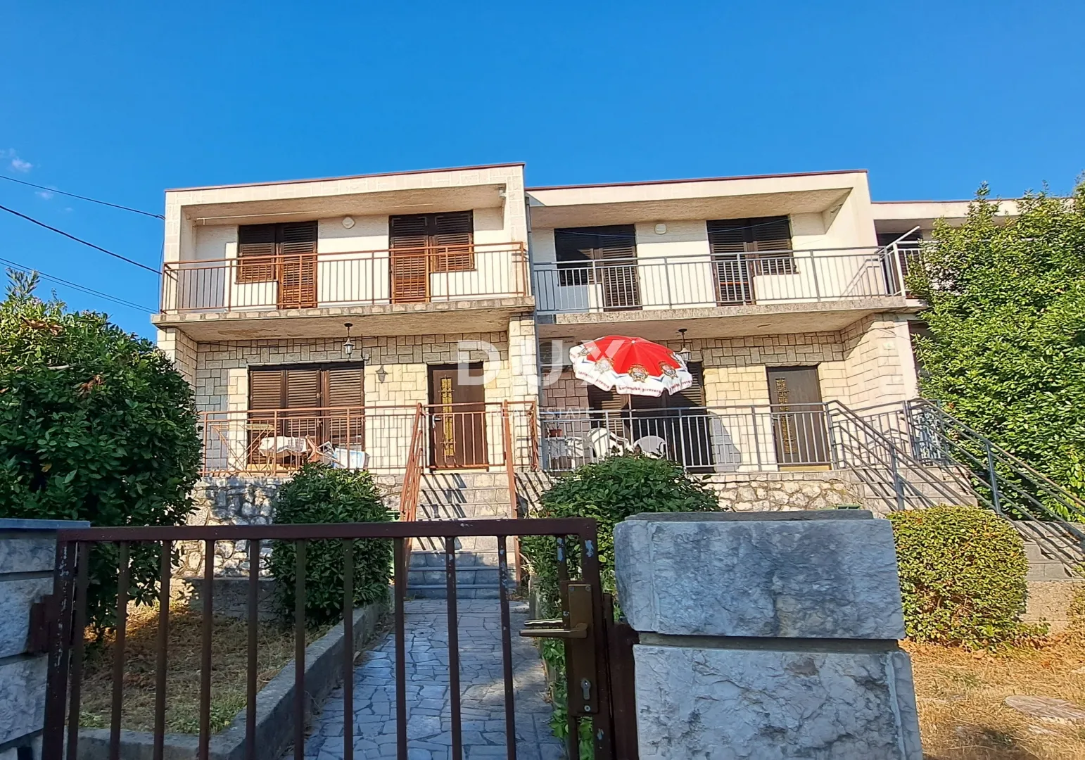 crikvenica, jadranovo, dvije dvojne kuće po 120 m2, dvorište - slika 3