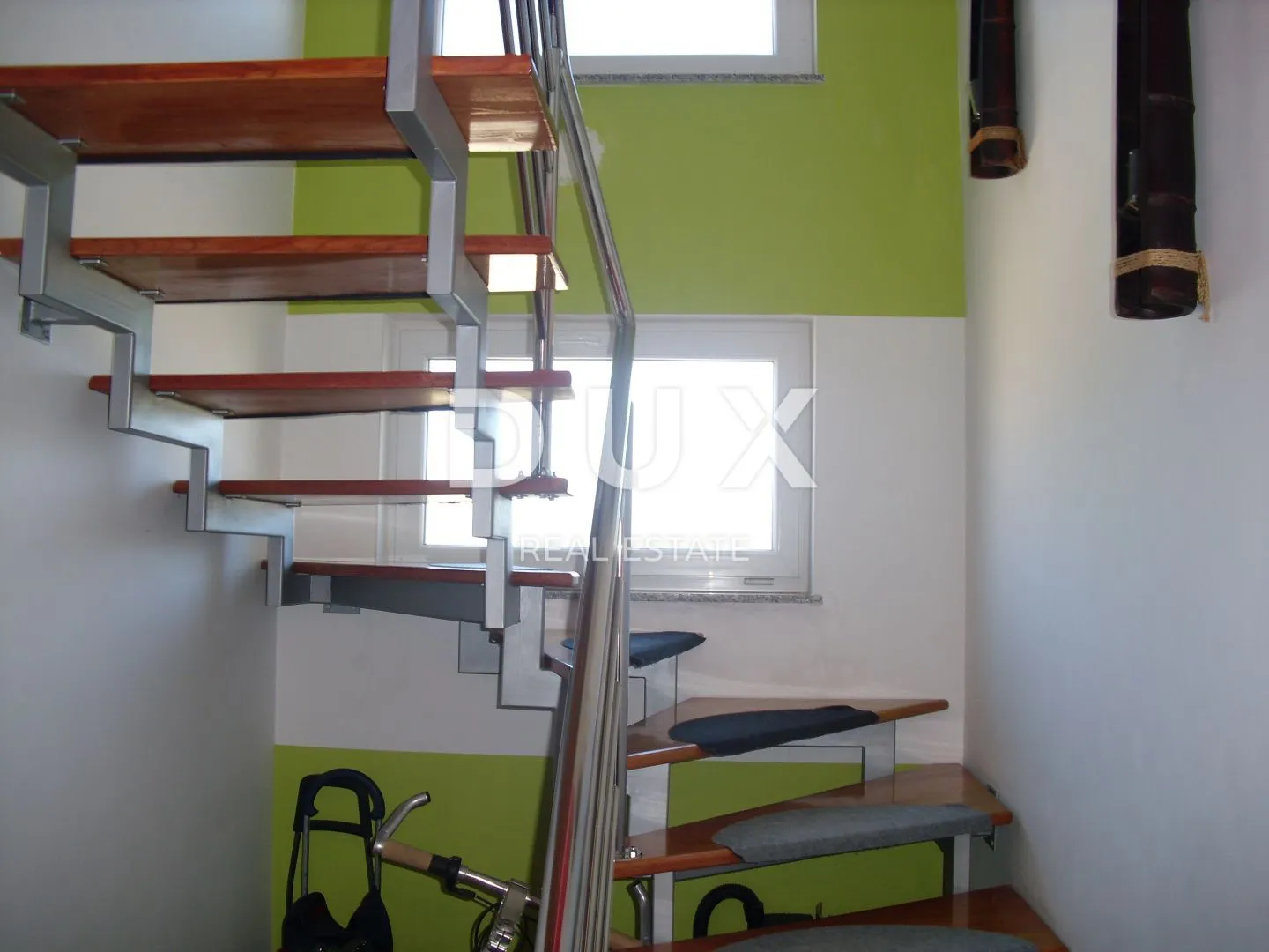 otok krk, grad krk - dvoetažni apartman 4s+db - slika 11