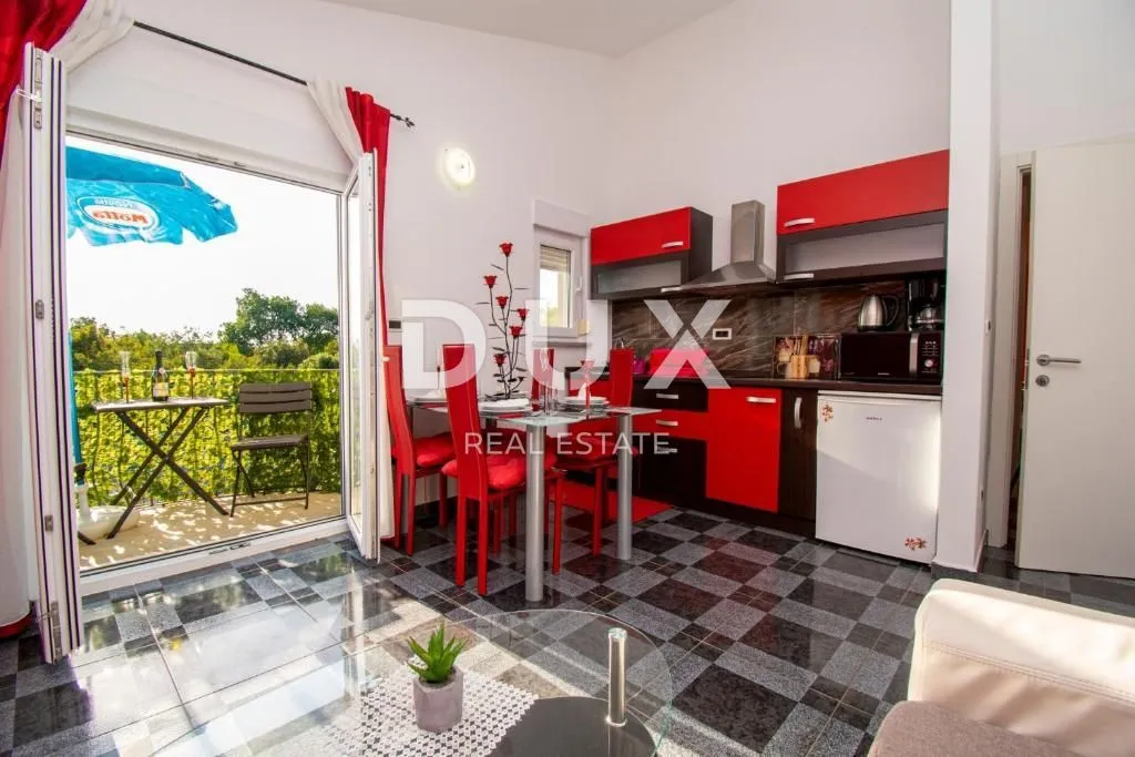 istra, pula prekrasna apartmanska kuća! - slika 16